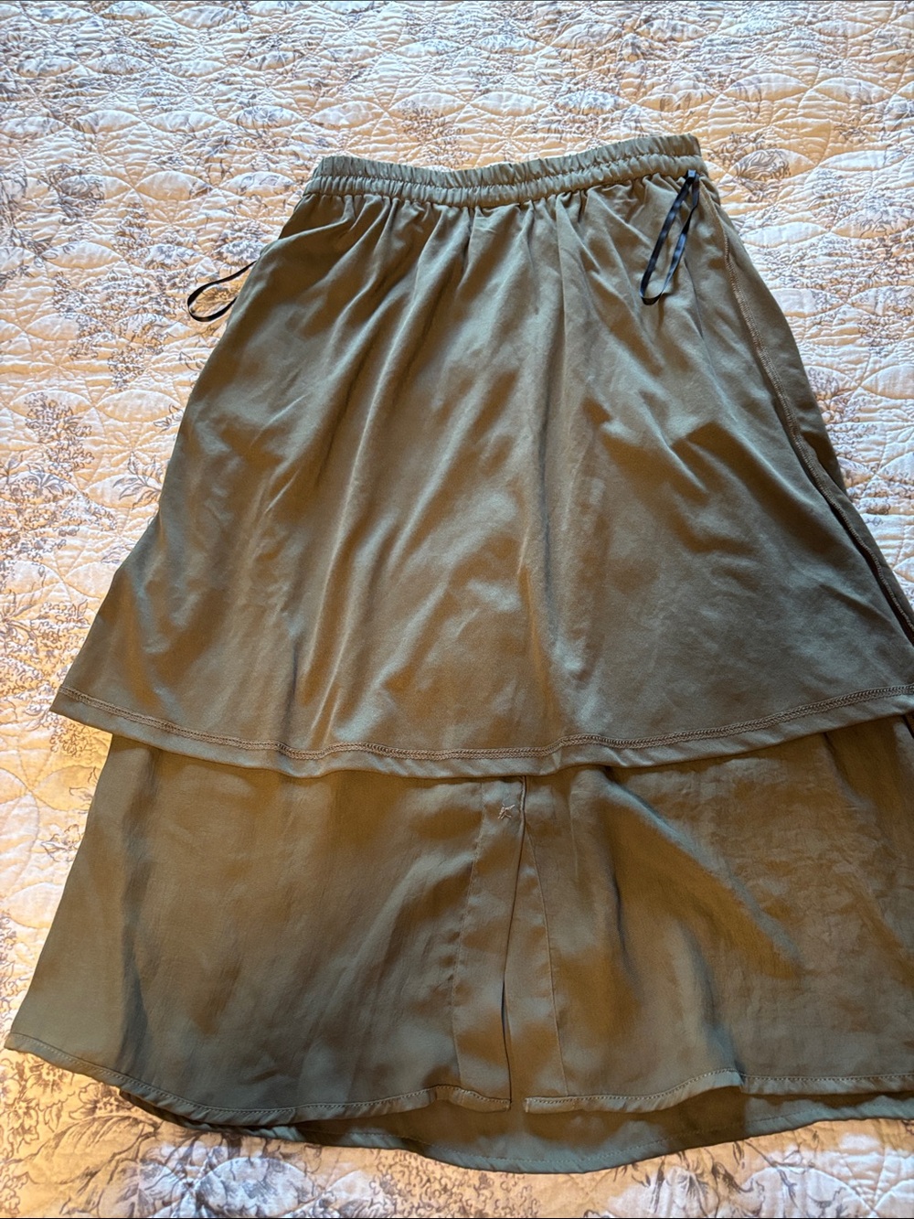 Classic Olive Button-Front Midi Skirt - Picture 4 of 7